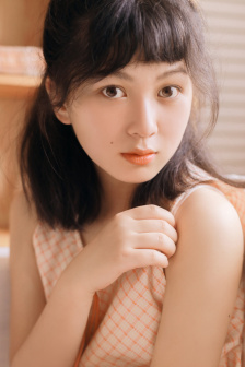 少女与狗